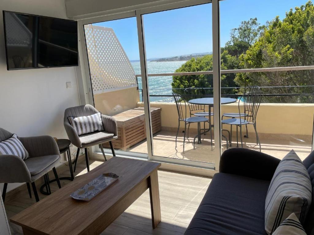 Seaside View Apartment Estepona Luaran gambar